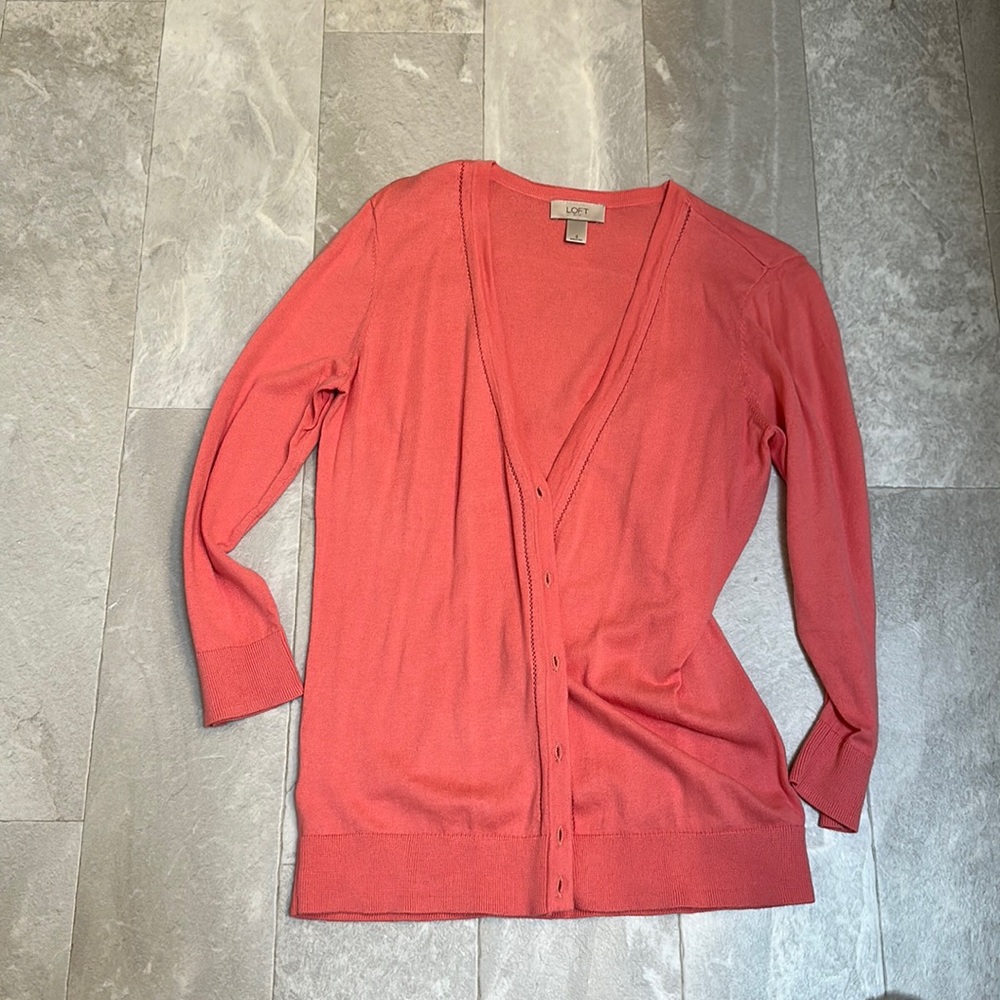 Beautiful v-neck cardigan in peach color